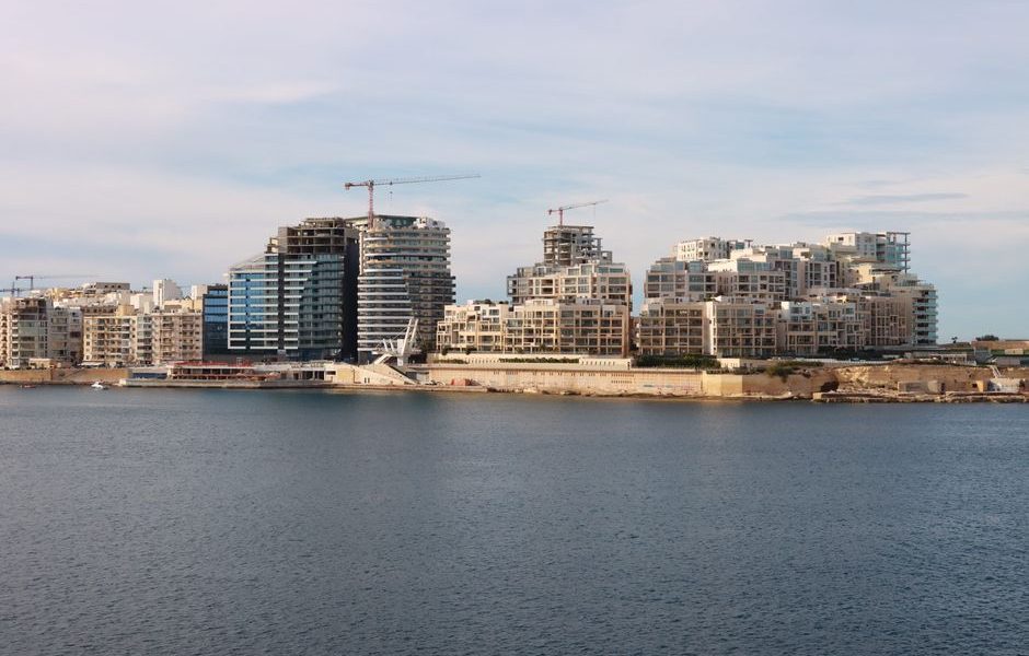 Budget Travel Malta: How to Explore the Islands for Under €50 a Day Budget Travel Malta: How to Explore the Islands for Under €50 a Day