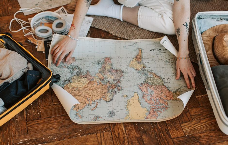 Shoulder-Season Packing List for 5-Day City Breaks