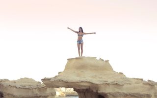 Solo Female Travel Safety Latin America: Solo Female Travel Safety in Latin America: 7 Essential Tips